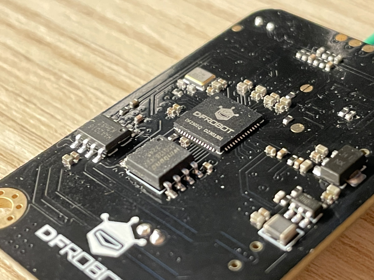 DFRonot Gravity Voice Sensor Module board